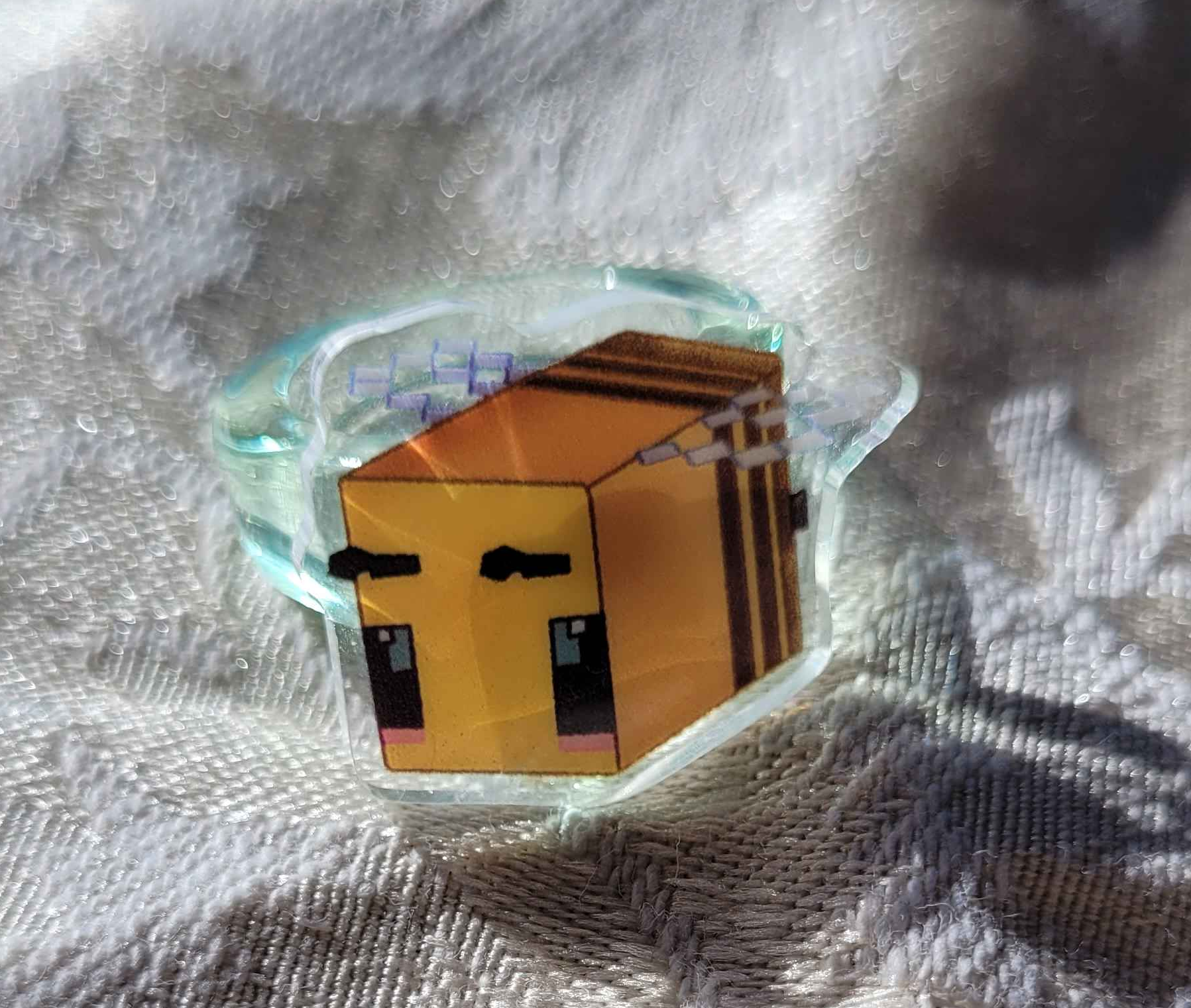 Limited-Edition Square Bee Acrylic Spinning Ring